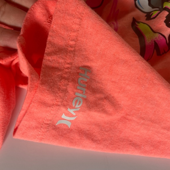 Hurley Shark Dude Graphic - Picture 4 of 5